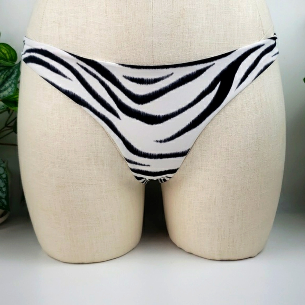 Beach Bunny Cheeky Bikini Bottoms Black White ZEBRA sz XLarge